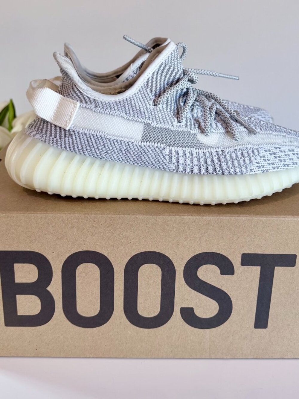ADIDAS YEEZY BOOST 350 V2 “STATIC” EF2905 - US 7 - Picture 5 of 6